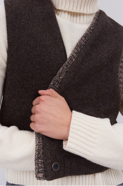 •КАМІЗЕЛЬКИ•